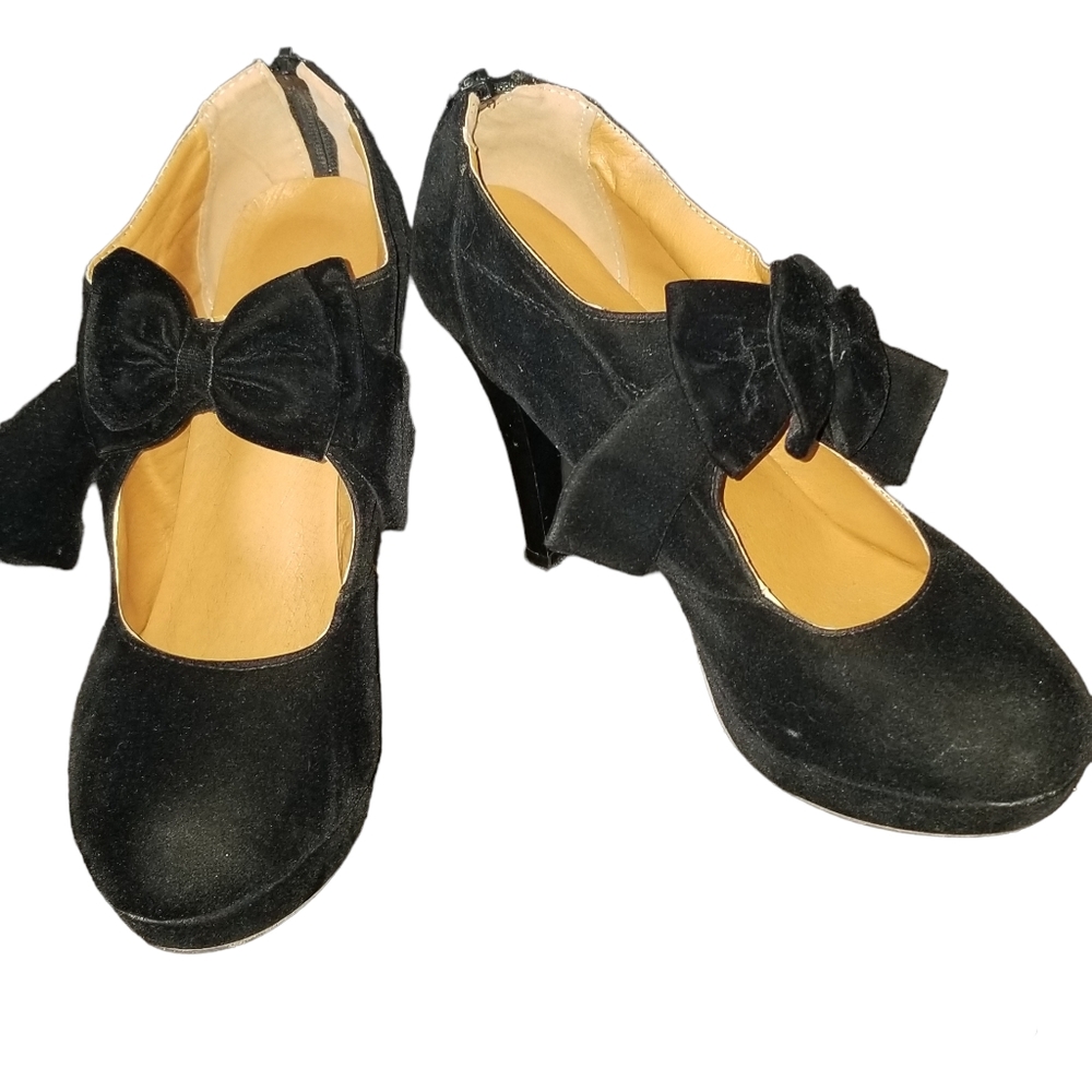 Heels Size 9